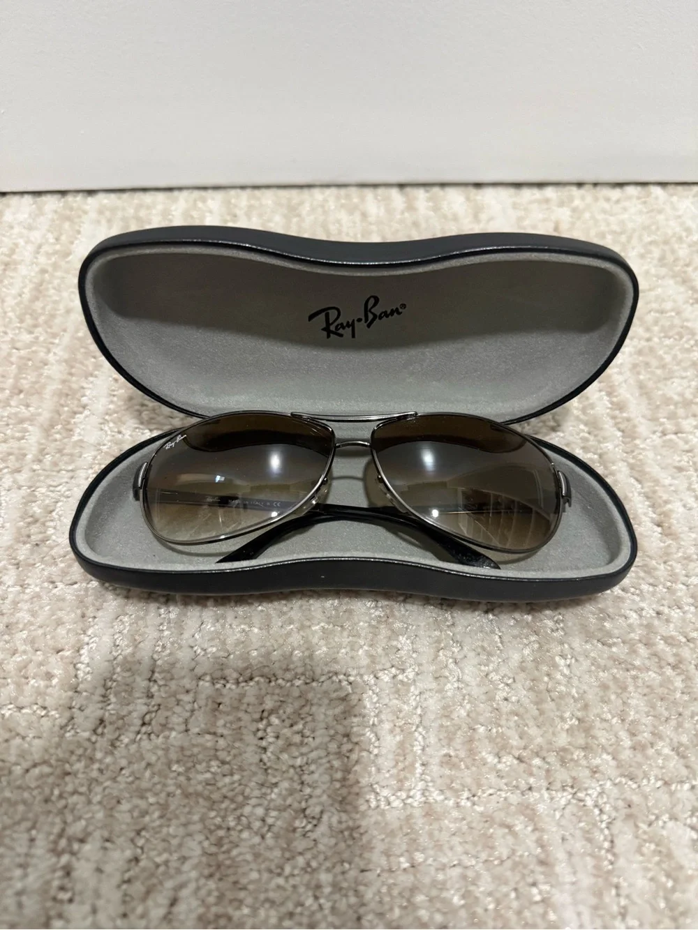 Ray-Ban Aviator Sunglasses in Brown Gradient Lenses with Silver Frame
